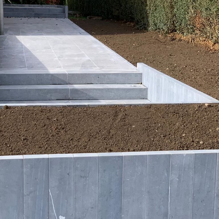 302 Aménagement d’une allée